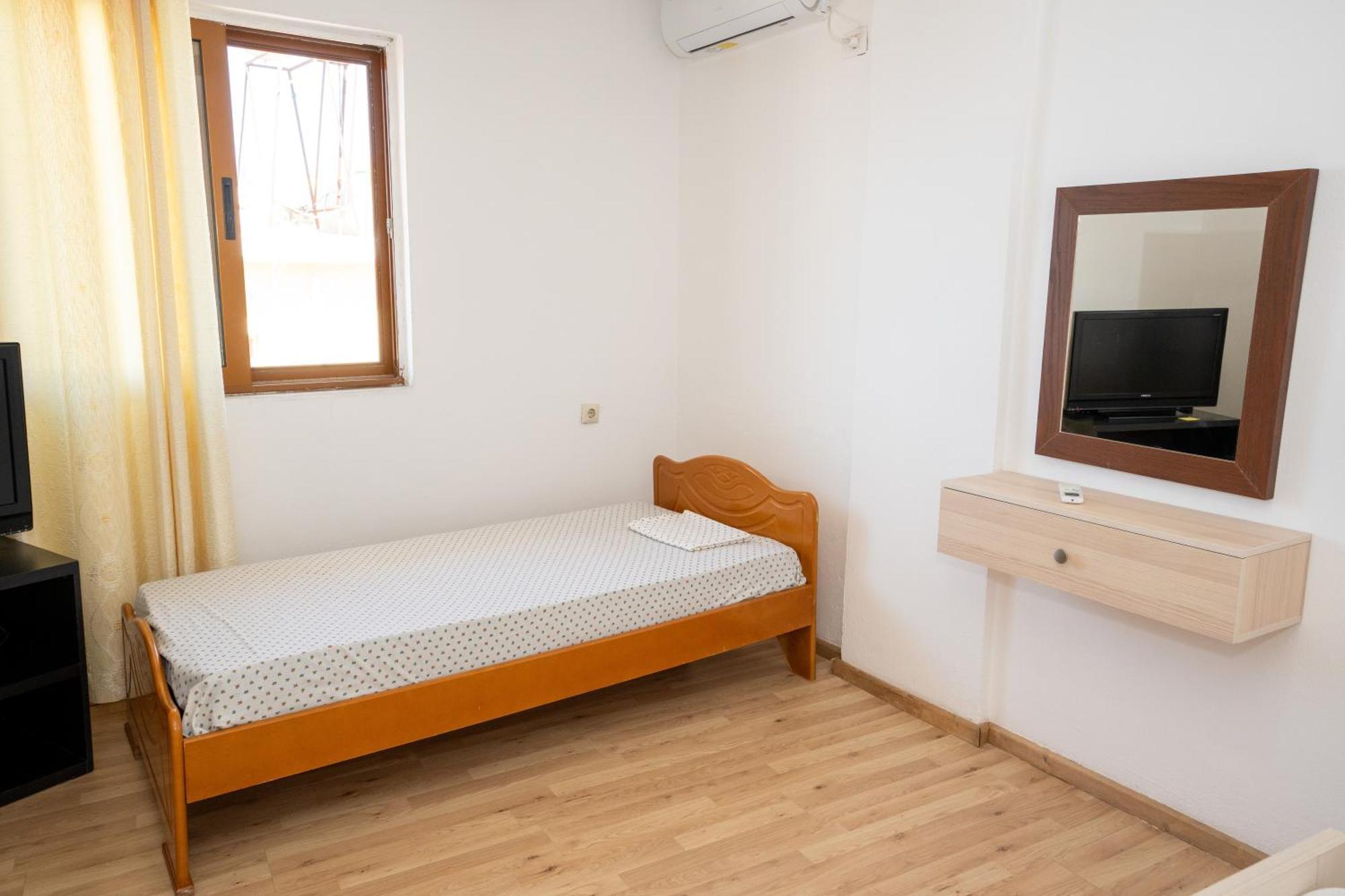 Laa Melossa Sarandë Exteriér fotografie